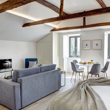Downtown Lovers Suites: Bombarda 451 Oporto