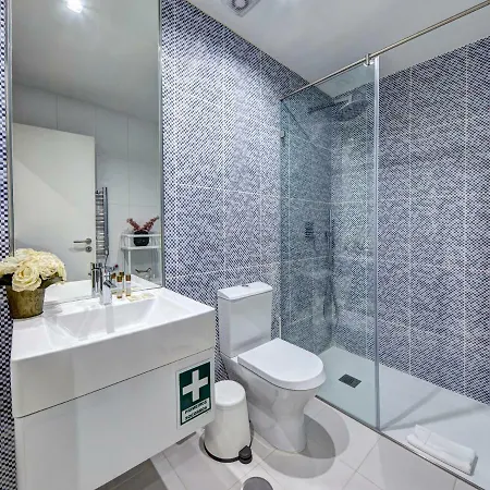 Downtown Lovers Suites: Bombarda 451