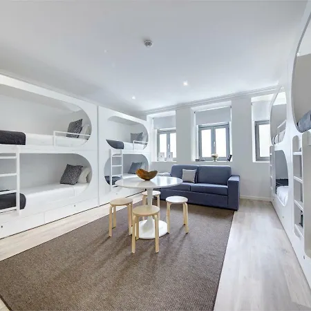 Downtown Lovers Suites: Bombarda 451